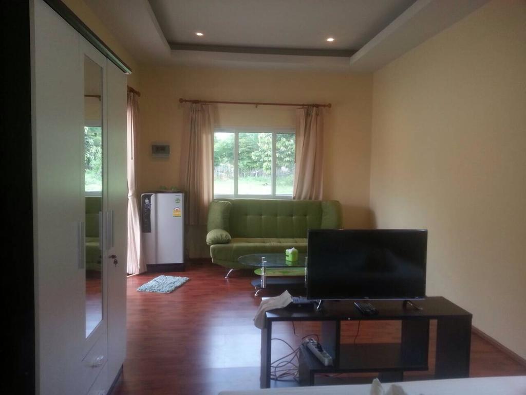 Khanom Garden Suite Quarto foto